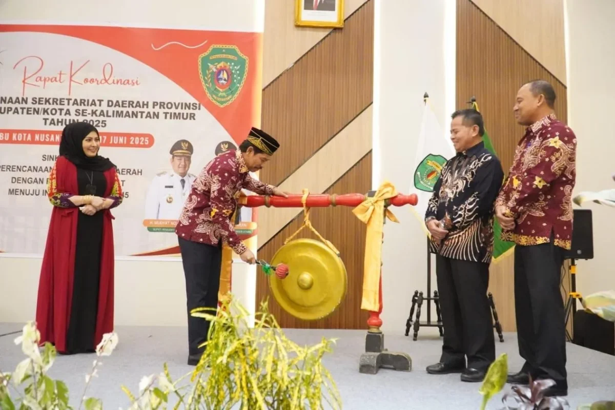Buka Rakor Setda se-Kaltim, Wabup Waris Muin Sebut&hellip;