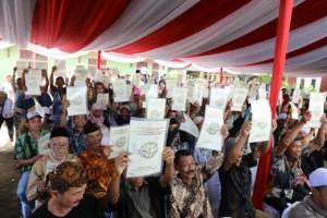 Melalui PTSL, Kementerian ATR/BPN Terbitkan 1,2&hellip;
