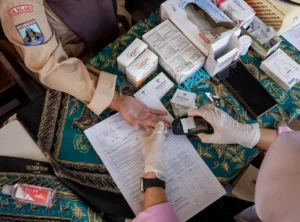 Menko PM Dorong Cek Kesehatan Gratis untuk Santri