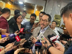DPR Geram Menteri KKP Lamban Tangani Perkara Pagar Laut Tangerang
