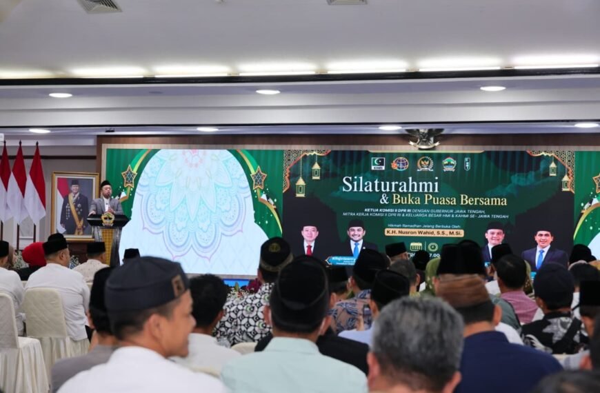 Buka Puasa Bersama Ketua Komisi II DPR RI&hellip;