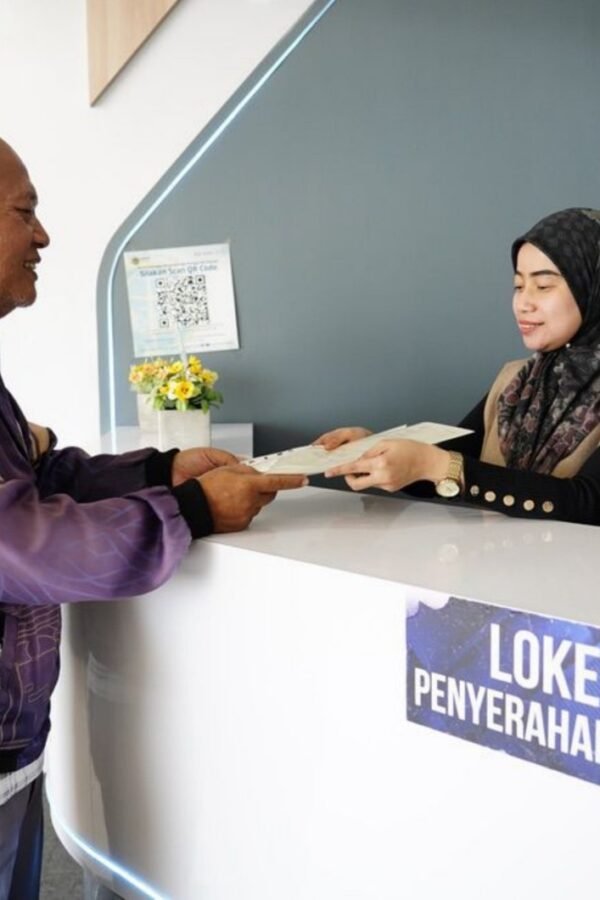 Kantor Pertanahan Tetap Buka Layani Masyarakat pada Masa&hellip;
