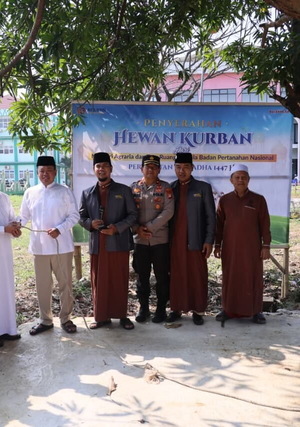 Semarak Iduladha 1447 H, Menteri Nusron Salurkan Hewan&hellip;