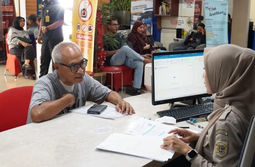 Urus Sendiri Tanpa Perantara, Masyarakat Rasakan Perubahan Layanan&hellip;