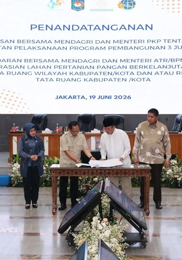 Menteri ATR/Kepala BPN dan Mendagri Keluarkan Surat Edaran,…