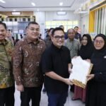Tinjau Kantah Kota Batam Bersama Komisi II DPR RI, Wamen ATR/Waka BPN Pastikan Pelayanan Pertanahan Berjalan Efisien
