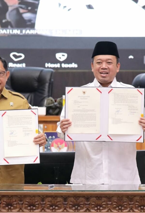 Menteri ATR/Kepala BPN dan Mendagri Teken Surat Edaran…