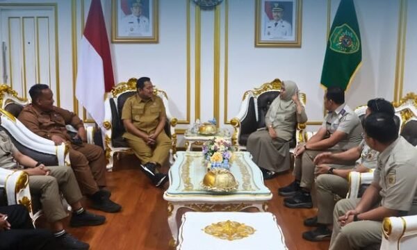 Kantah PPU Gelar Audiensi Bersama Bupati untuk Perkuat…