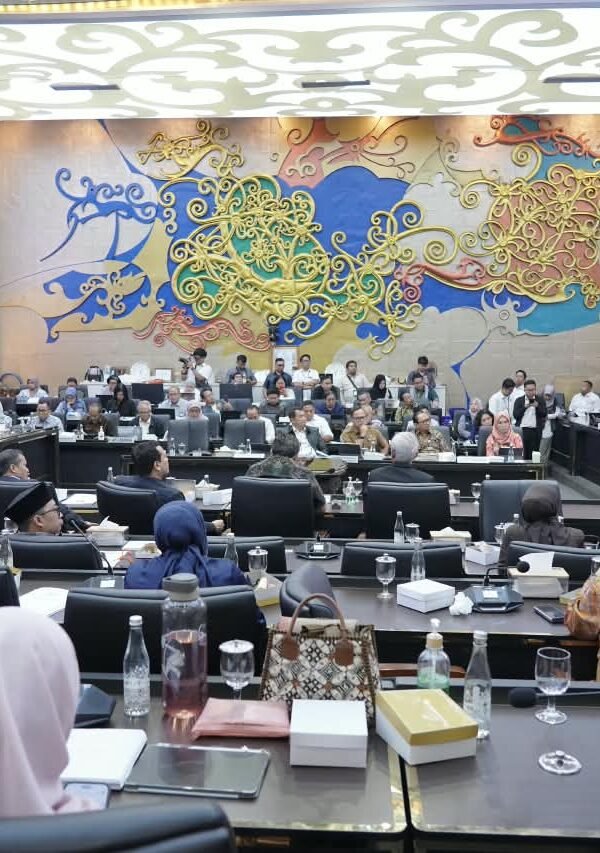 Pembahasan Tingkat I RUU Pengaturan Reforma Agraria Disepakati…