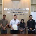 Kantor Pertanahan Kabupaten Penajam Paser Utara Gelar Penyerahan Sertipikat Aset Kementerian Pekerjaan Umum di Kecamatan Sepaku